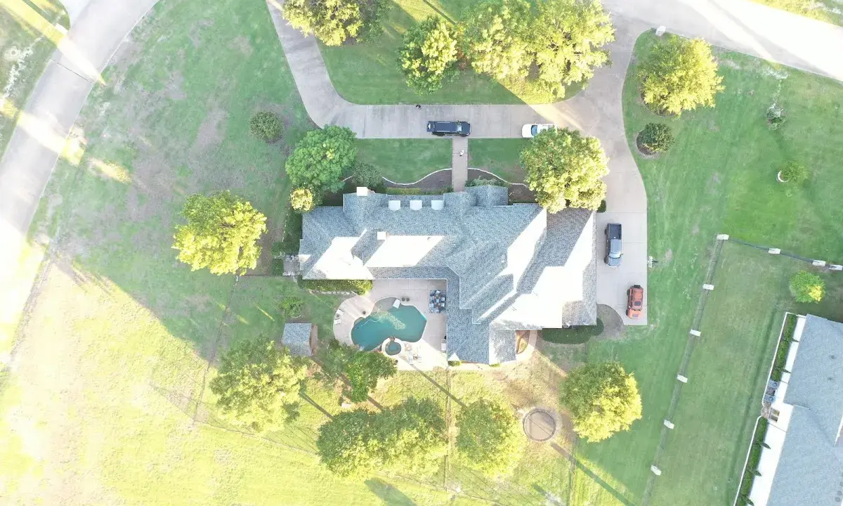 New shingle roof installation on a home in Adel